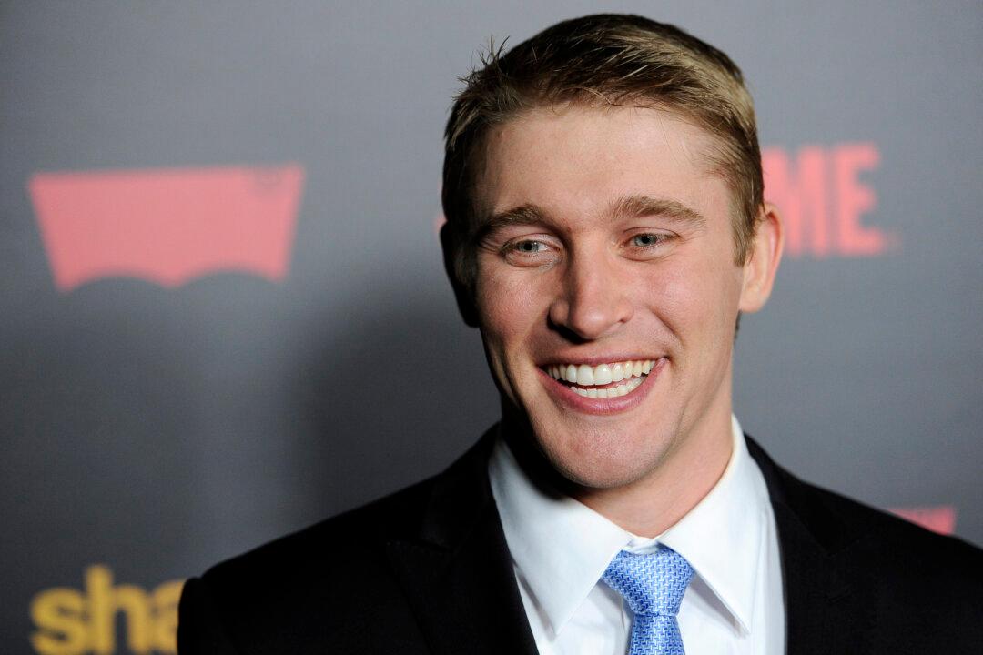 Once Upon a Time Season 4 Spoilers: ‘Frozen’ Roles Cast as John Rhys Davies and Tyler Jacob Moore