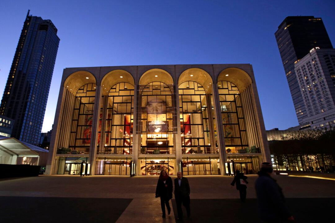 Met Opera Could Shut Down Over Labor Disputes