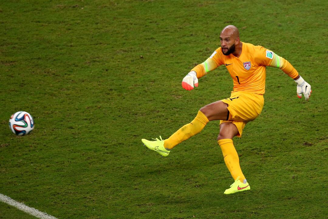 Tim Howard World Cup Saves Video Highlights: Watch USA Goalkeeper Score for Everton, Stop Belgium, Chelsea