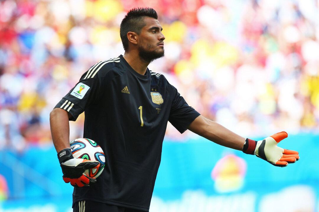 Sergio Romero: FIFA 14 Potential, Monaco Stats 2013/2014