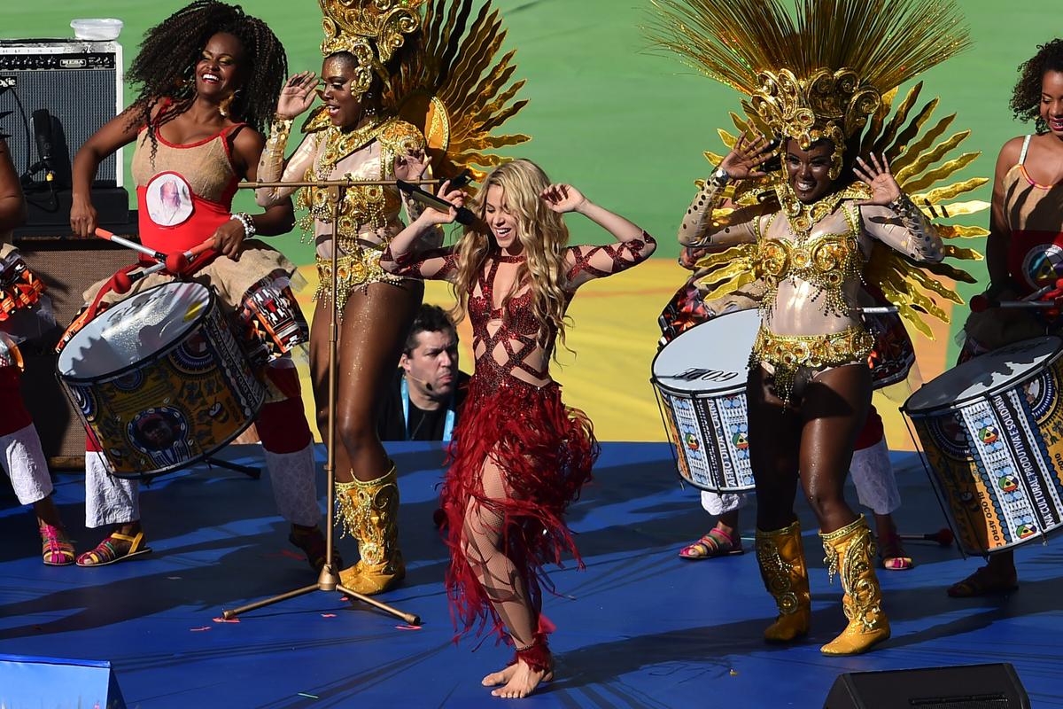 Shakira World Cup 2014 Song: ‘La La La (Brazil 2014)’ Lyrics (+Official Video, Download Info)