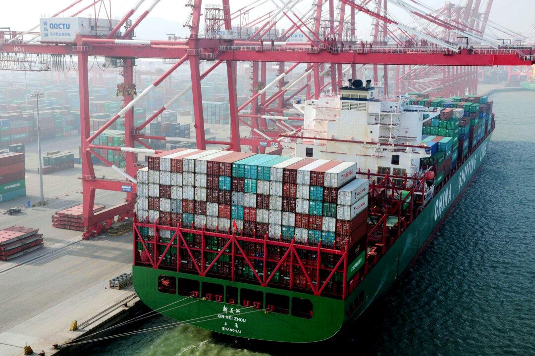 China Spies on Global Shipping Using Pre-Infected Hardware