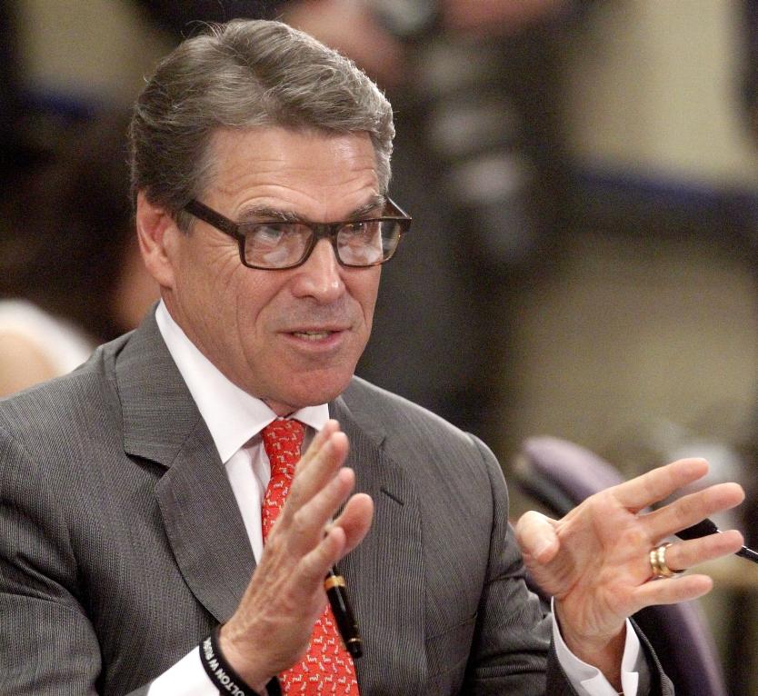 Perry, House Members Blast Obama Over Border Crisis