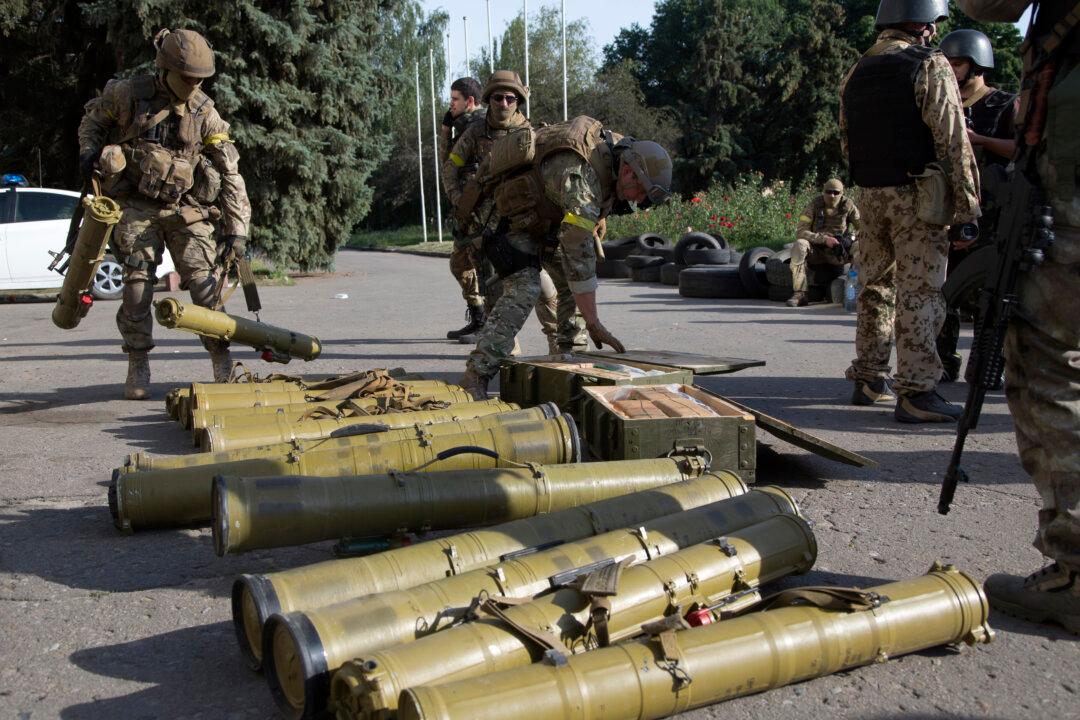 Ukrainian Forces Found Soviet Weapons Belonging to Pro-Russia Rebels in Slovyansk
