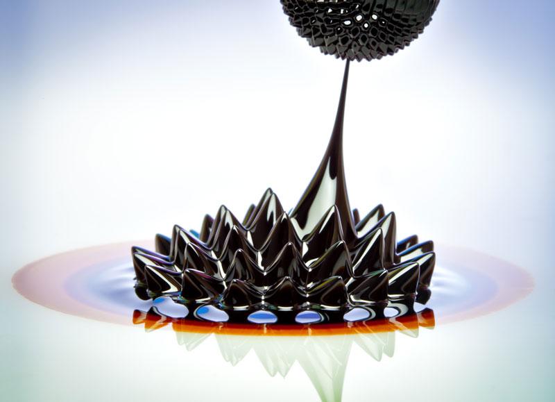 Movie Shows How Fluids Flow at the Nanoscale