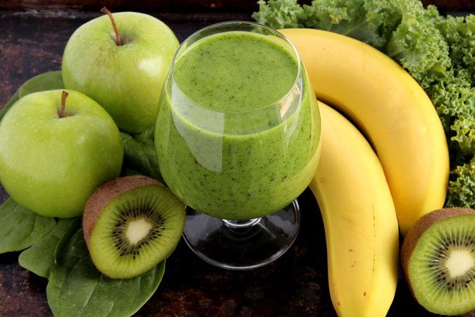 Creamy Banana Green Smoothie - Healthy Eating Has Never Tasted So Good (Recipe)