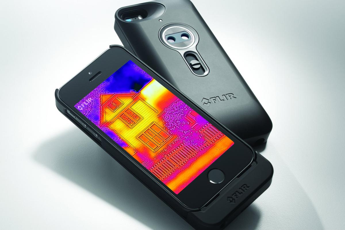 How to Bust Ghosts, Track Coincidences, and Other Weird, Cool Things With Your iPhone