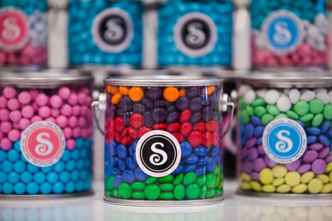 Stieber’s Sweet Shop Now Open