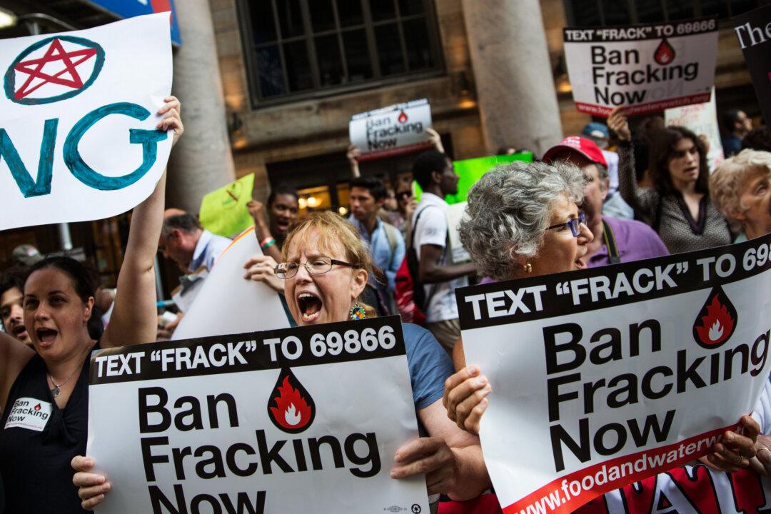 City Council Moves to Ban Waste From Fracking in NYC