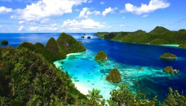 Sail Raja Ampat 2014