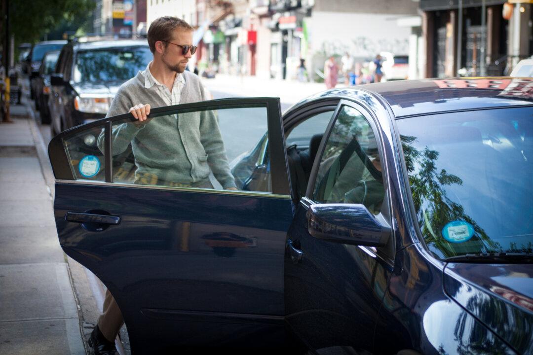 NYC Bill to Protect Livery Industry Could Limit Lyft