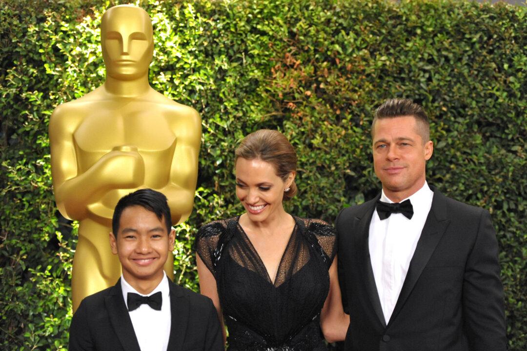 Angelina Jolie, Brad Pitt Kids: Names and Ages of Children; Including Maddox, Vivienne, and Shiloh (+Photos, Net Worth)