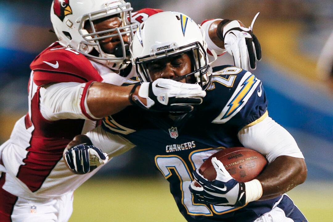 Facemask Call Reviews Among Several Rule Changes NFL Will Consider for 2025