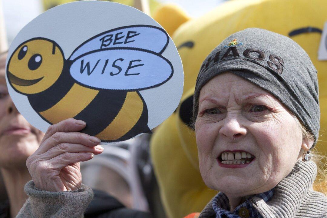 Lawsuit Launched Over Pesticides Linked to Bee Deaths