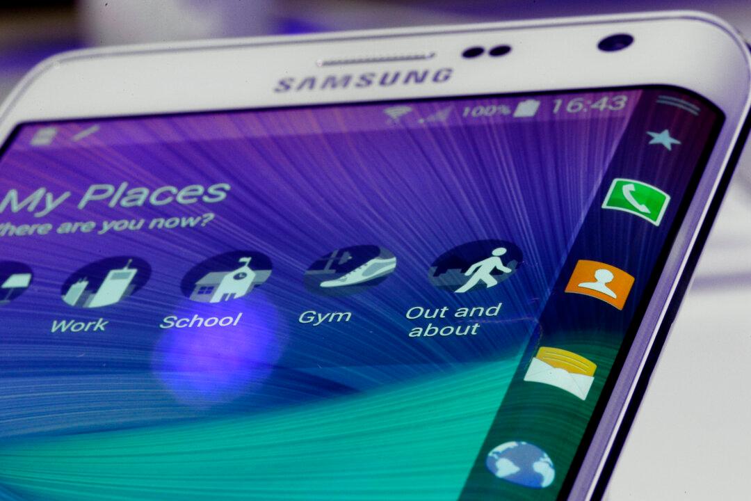 Samsung Galaxy S6 Rumors: Massive Leak Shows Alleged Specs, Display, Processor