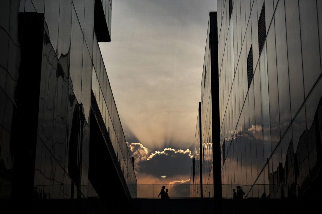 Chinese Enterprises Baffled by Having to Practice Social Responsibility Overseas