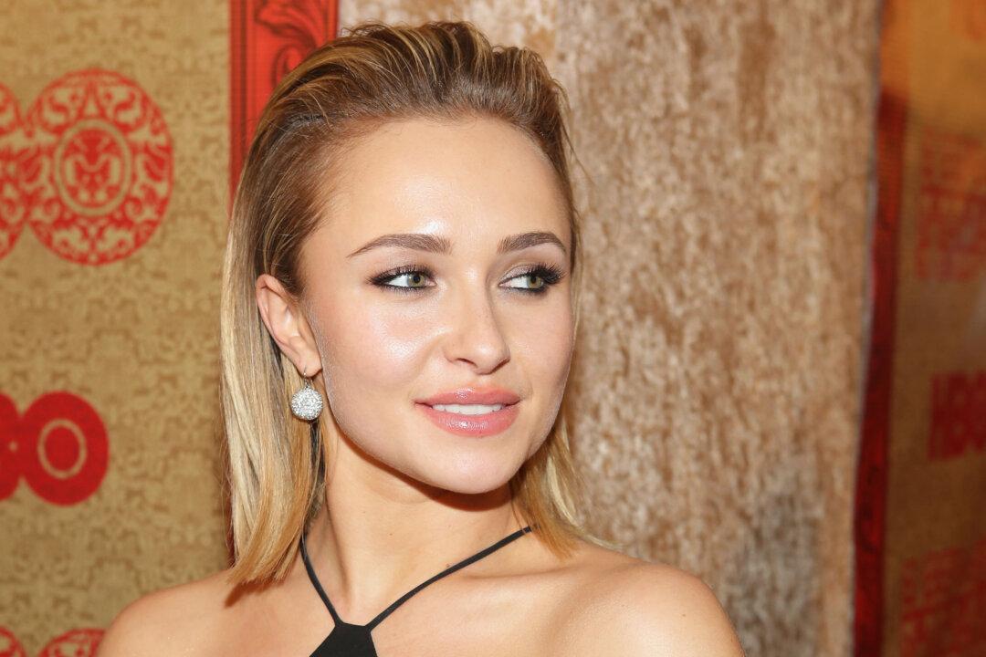 Hayden Panettiere Pictures: 4Chan Releases Hacked Photos of Actress