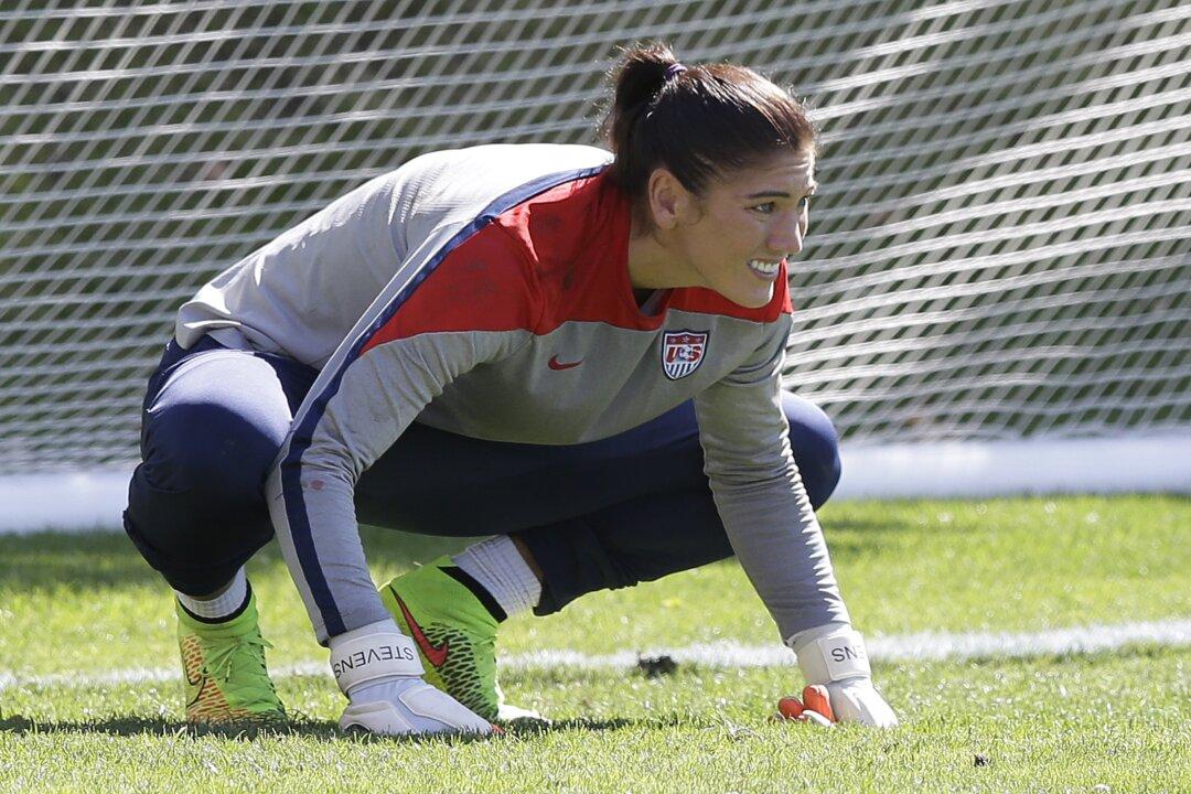 Thumbails of Hacked Photos Said to be of Soccer Player Hope Solo