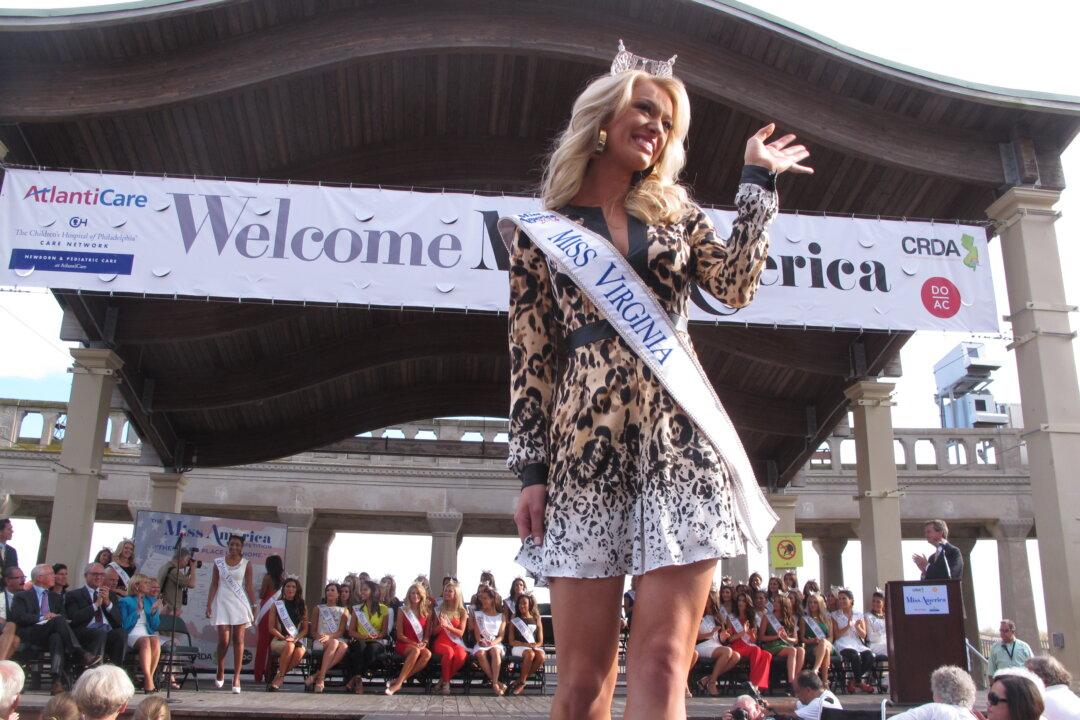 Miss Virginia Courtney Garrett: Pictures, Facts, Age, Talent for Miss America Contestant (Photo)