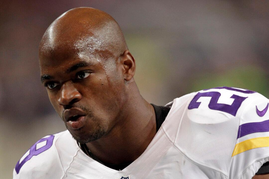 Nelson Peterson, Bonita Jackson: Adrian Peterson Father, Mother Info