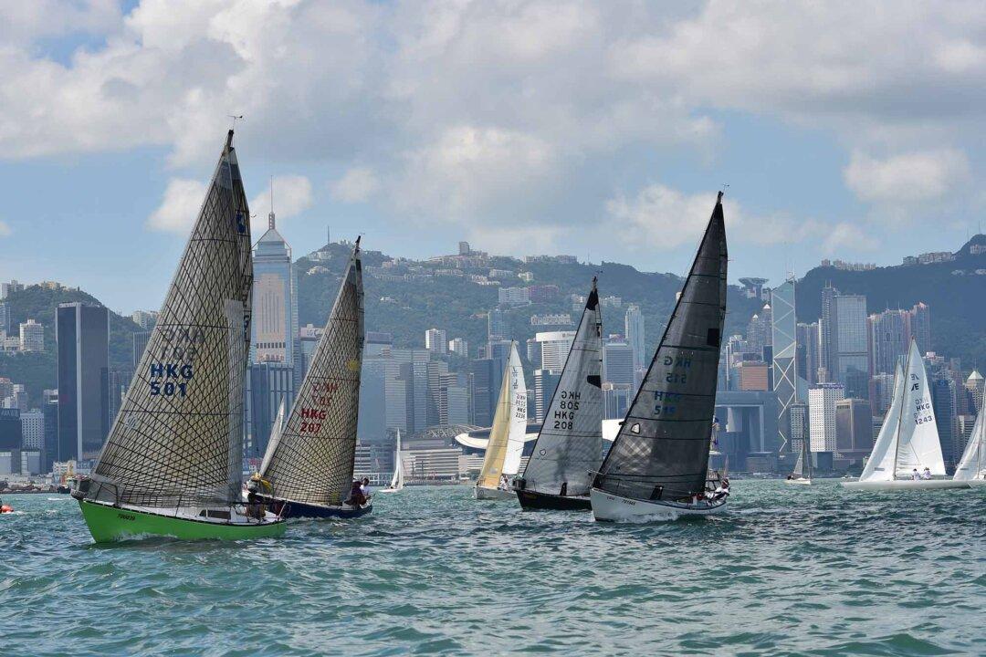 Autumn Regatta in Victoria Harbour