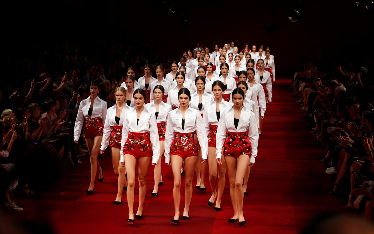 If You Think Newspapers Are Losing Their Credibility, Take a Look at Fashion Magazines