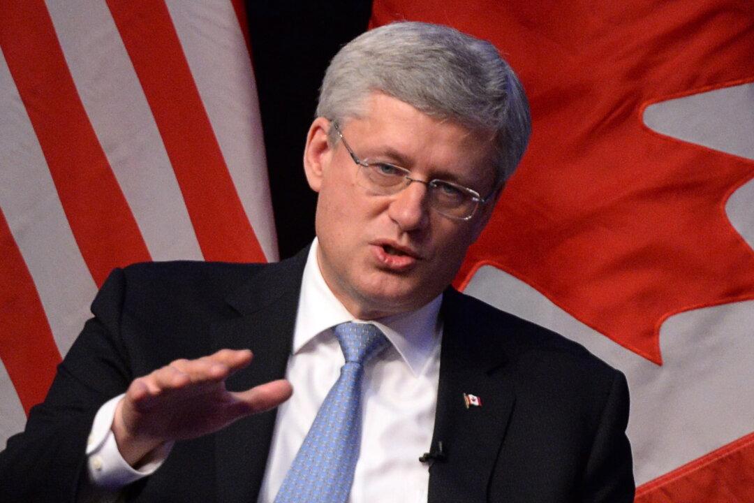 Canada PM Cancels Trip to APEC Summit in China