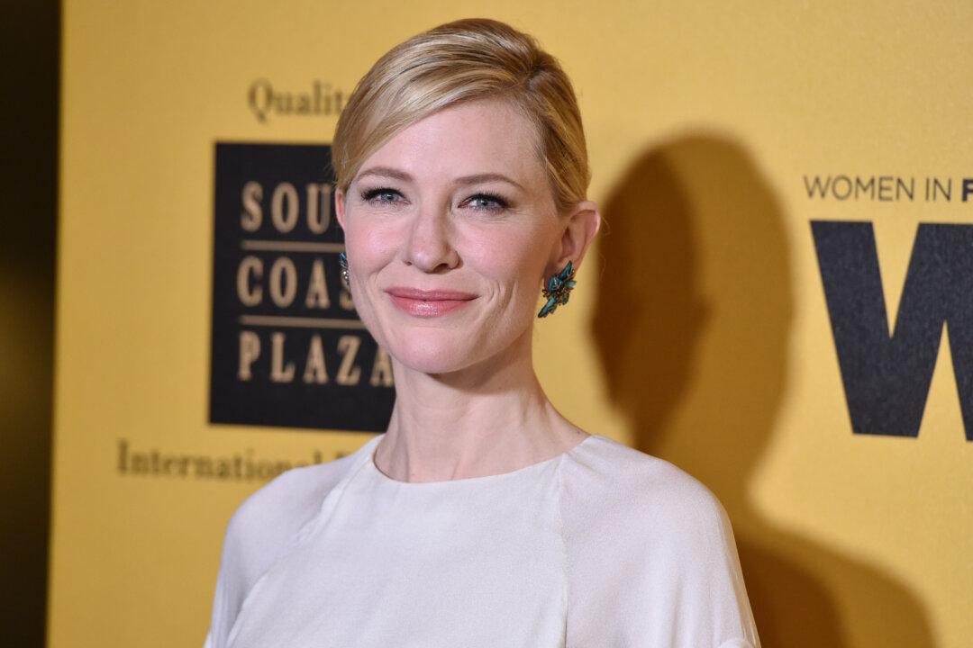Cate Blanchett Accepts Honorary Doctorate With Impassioned Speech
