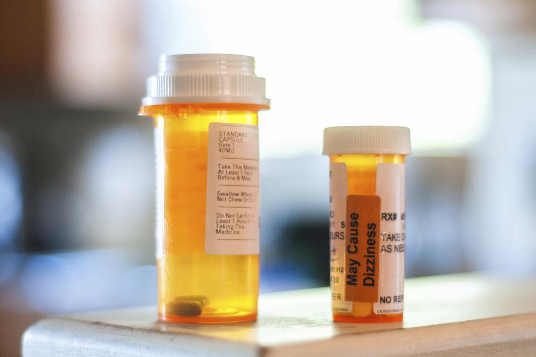 Risks of Opioids Outweigh Benefits for Many Patients