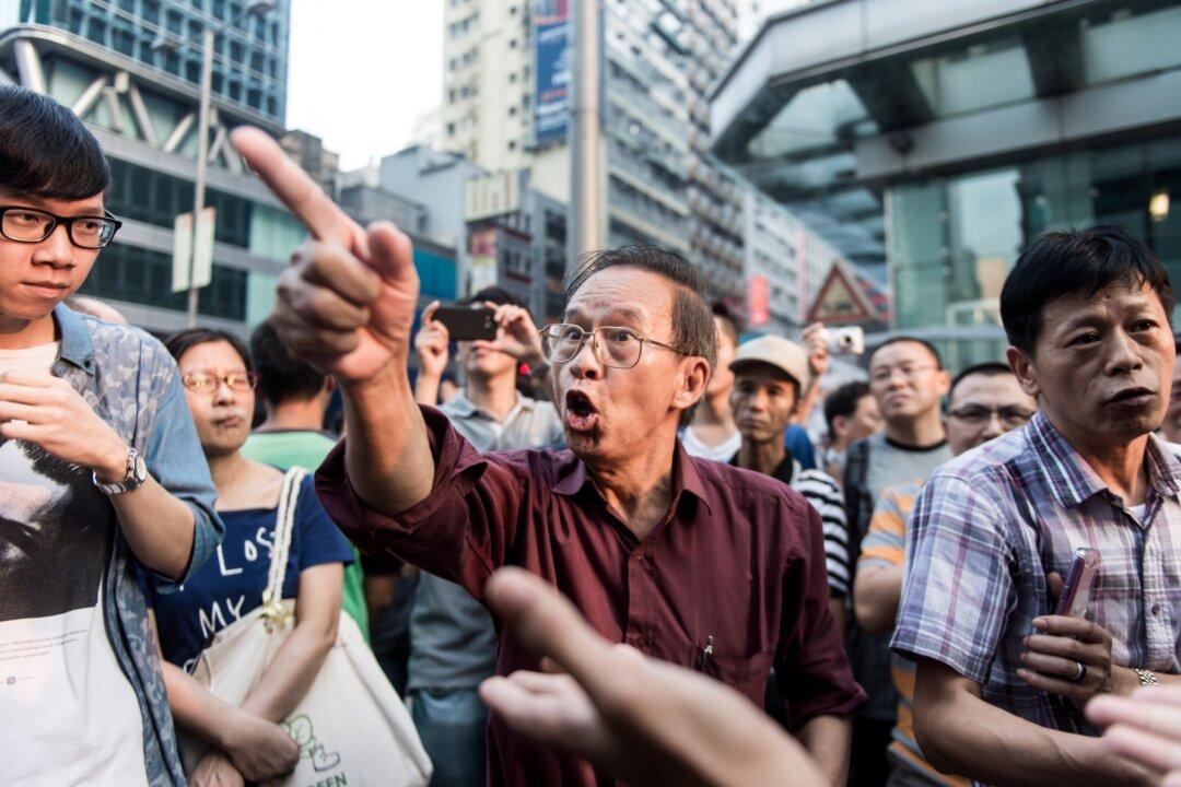 In Coordinated Effort, Chinese-Language Newspapers Condemn Hong Kong Protests