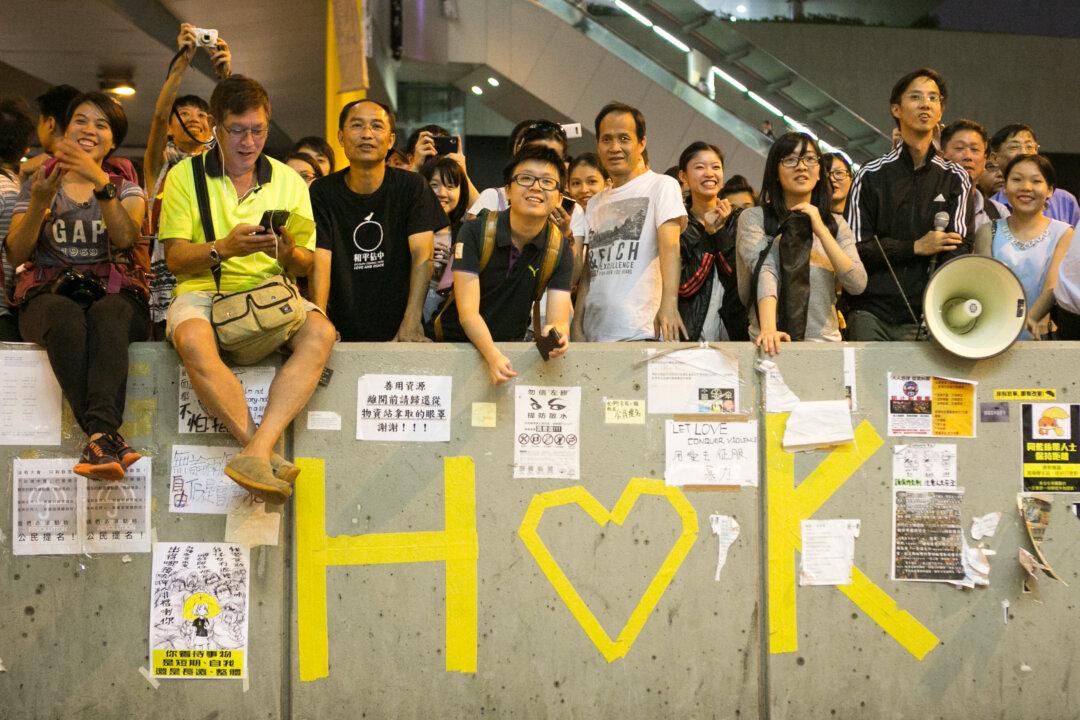 Hong Kong Students Say Talks With Government Will Begin on Friday