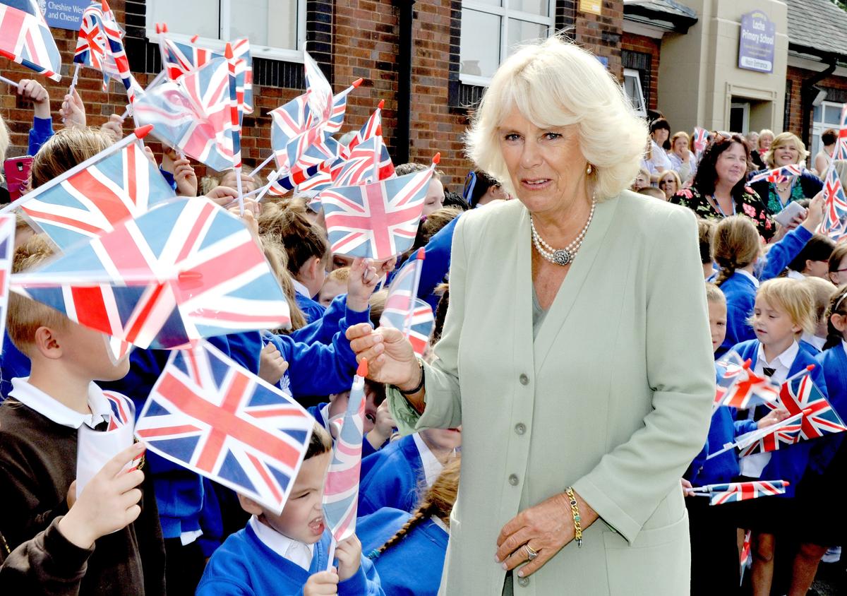 Prince Charles Wife Camilla Parker-Bowles Will Become Queen, Former Royal Press Secretary Predicts
