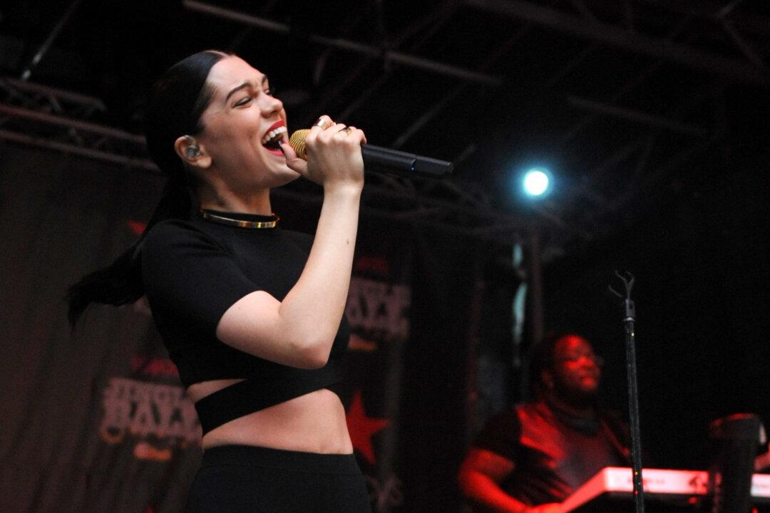 Jessie J Boyfriend? Does Dancing With the Stars Guest Judge Have Boyfriend or Husband?