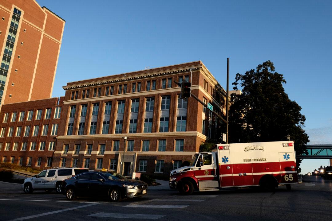 US Prepared for Ebola—10 Patients at a Time
