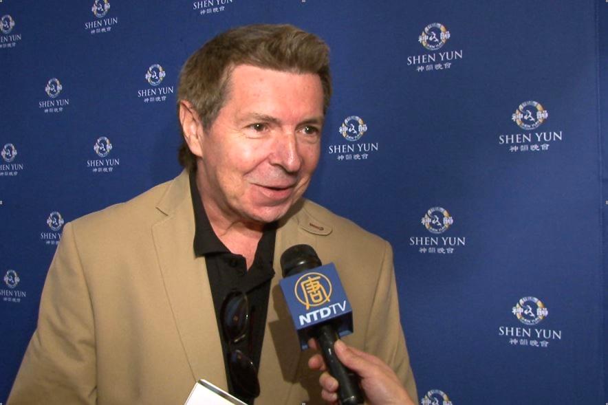 Musician Enjoys Combination of Western and Eastern Instruments in Shen Yun Orchestra