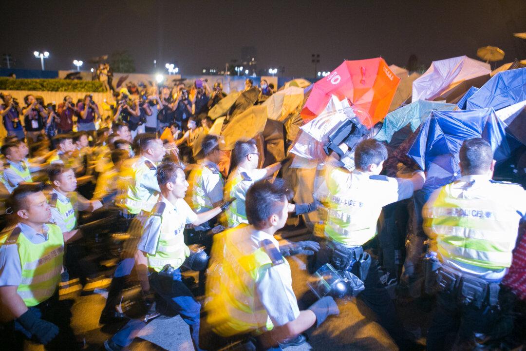 Hong Kong Liverpool Fans Decry Politician’s Use of ‘You’ll Never Walk Alone' as Tribute to Violent Police