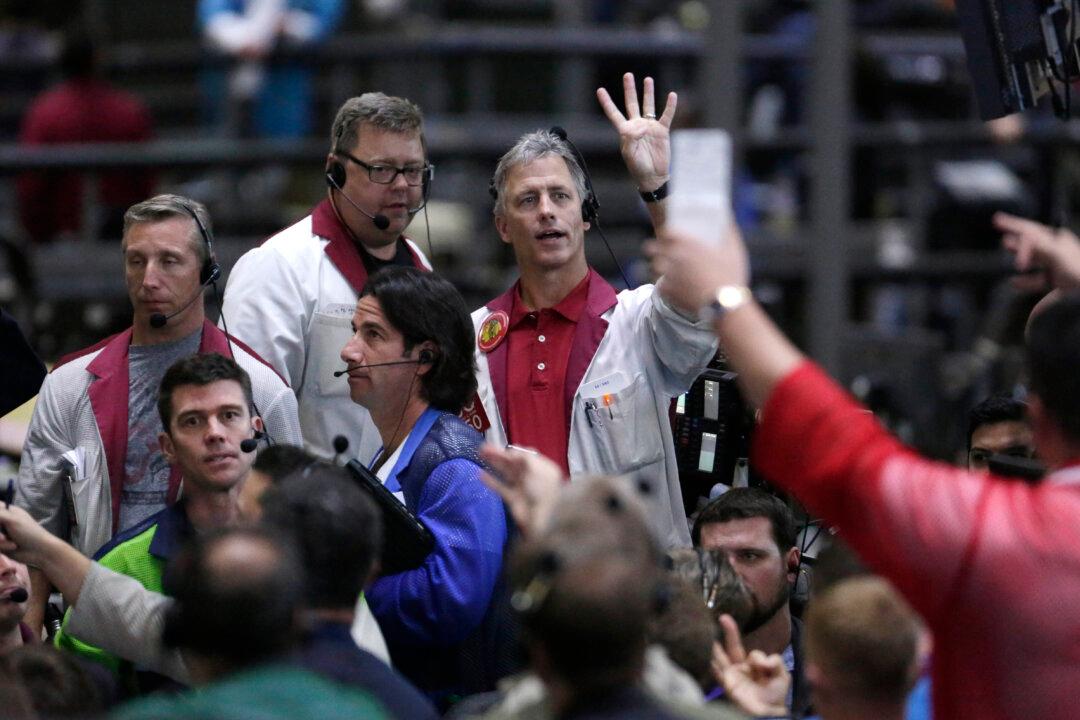 US Gov’t Bonds’ Prices Surge the Most Since Financial Crisis