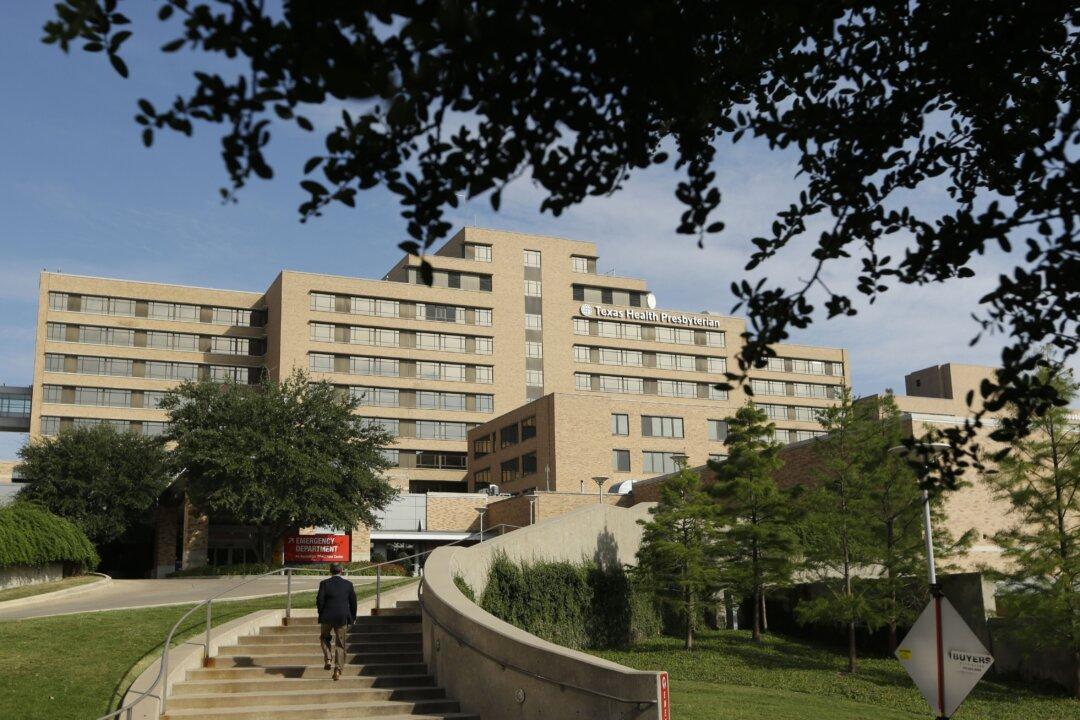 Official: 2nd Healthcare Worker Isolated Within 90 Minutes