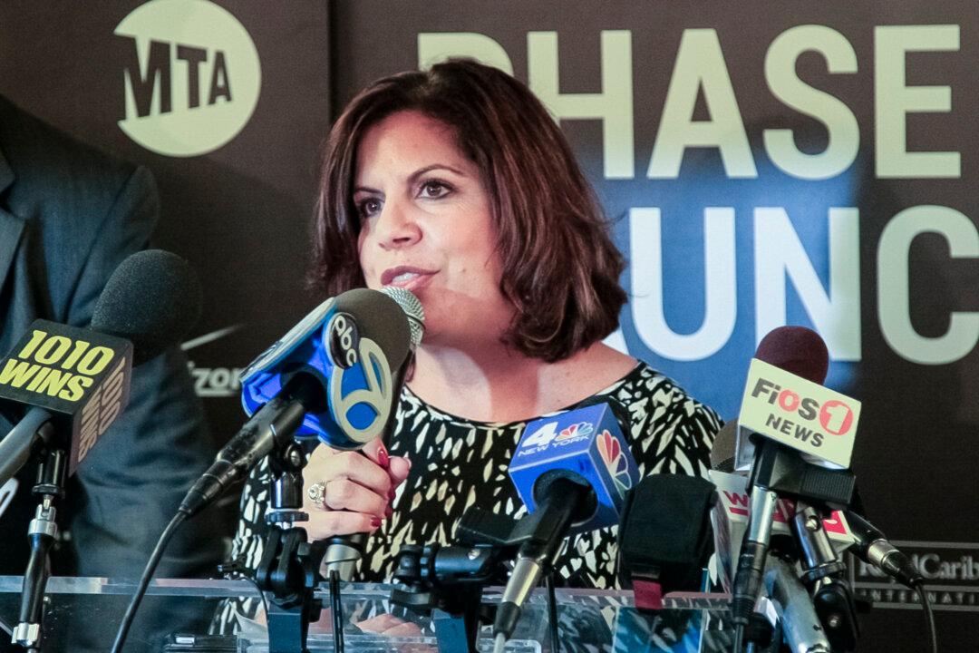 Wi-fi Comes to 40 More NYC Subway Stations in Queens and Manhattan