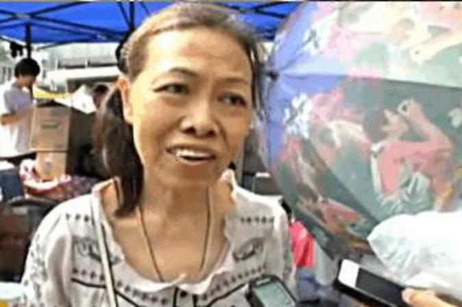 Granny Huang’s ‘Umbrella Rice Noodle Rolls’ Save Hong Kong Student Protesters From McDonald’s