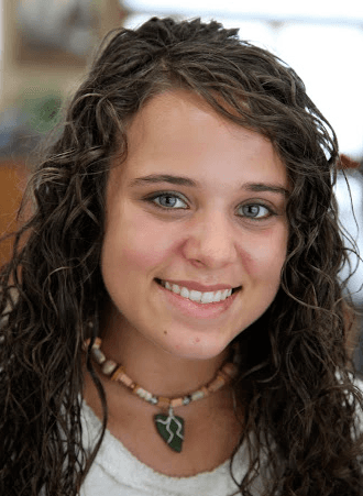 Jinger Duggar: What ‘Growing Up Duggar’ Revealed About Jim Bob and Michelle’s Daughter (+Age, Pictures)