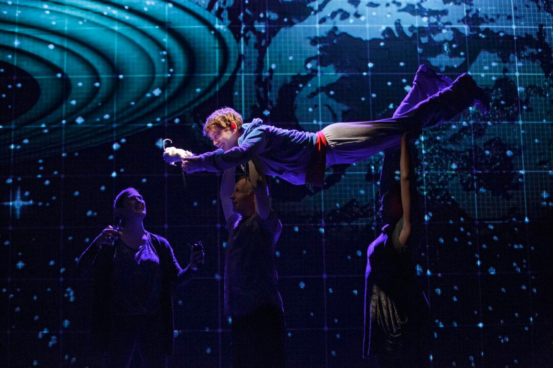 Theater Review: ‘The Curious Incident of the Dog in the Night-Time’