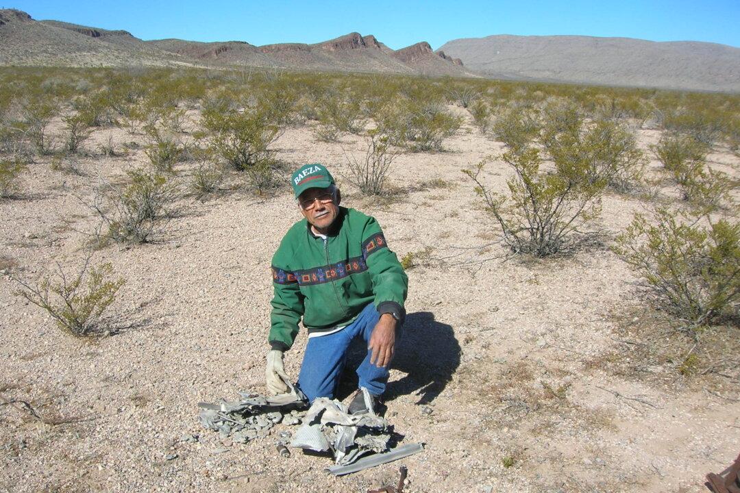 Mid-Air Crash Leads to Legendary Mexican UFO Encounter