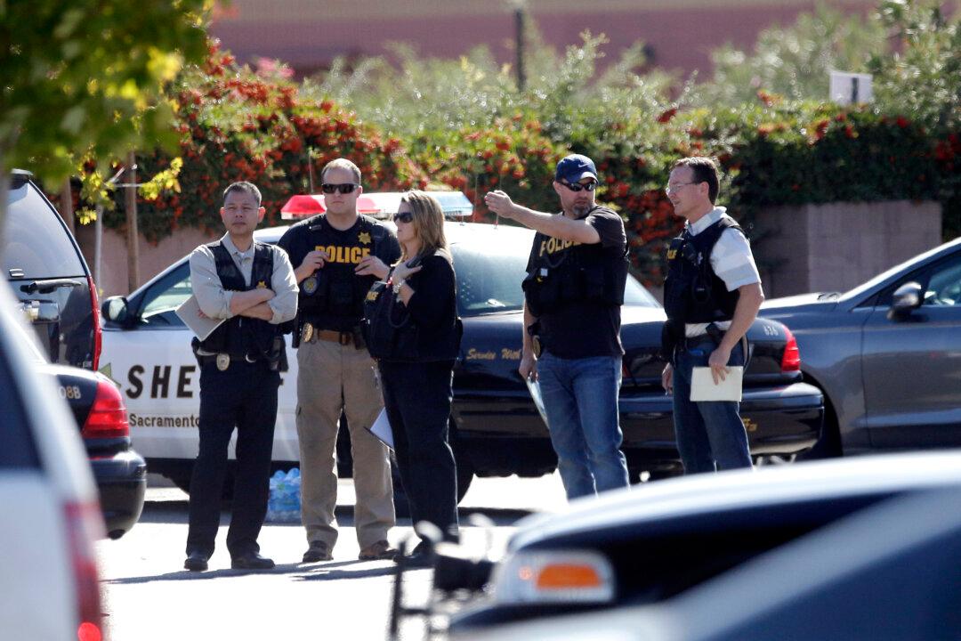 Manhunt Captures Escaped Prisoner Charged in Sheriff’s Death