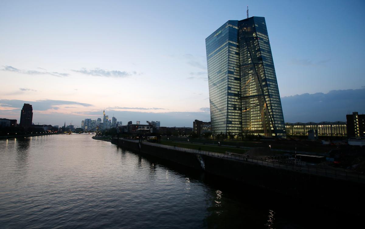 13 European Banks Fail Finance Review but Are Allowed to Stay Open