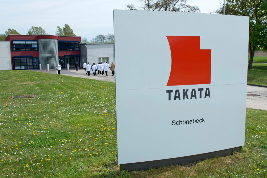 US Turns Up Heat on Takata Over Air Bag Problem