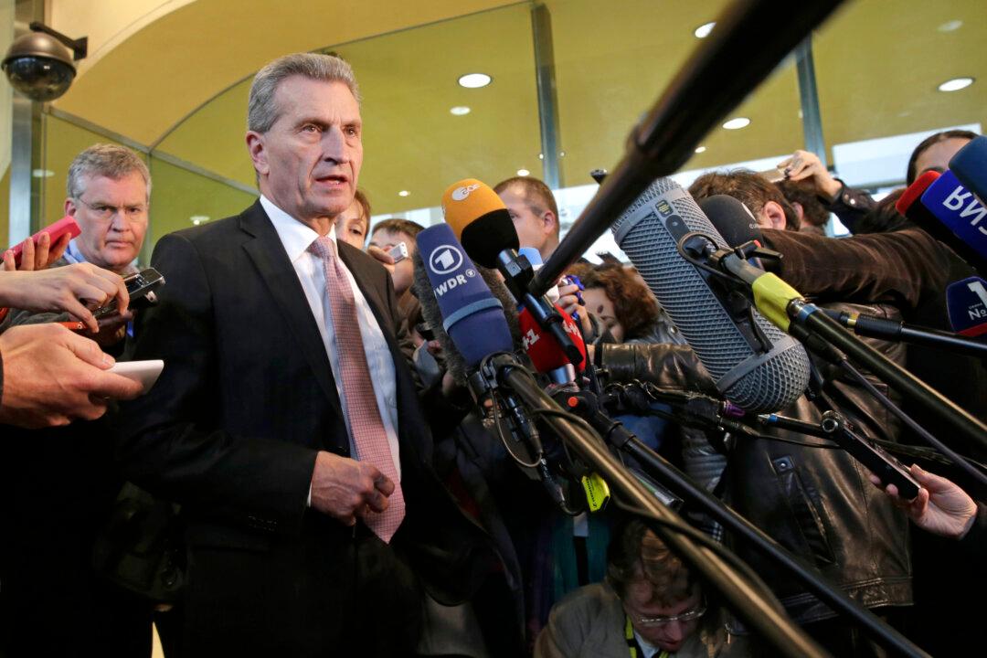 Ukraine, Moscow Clinch Deal on Russian Gas Supply