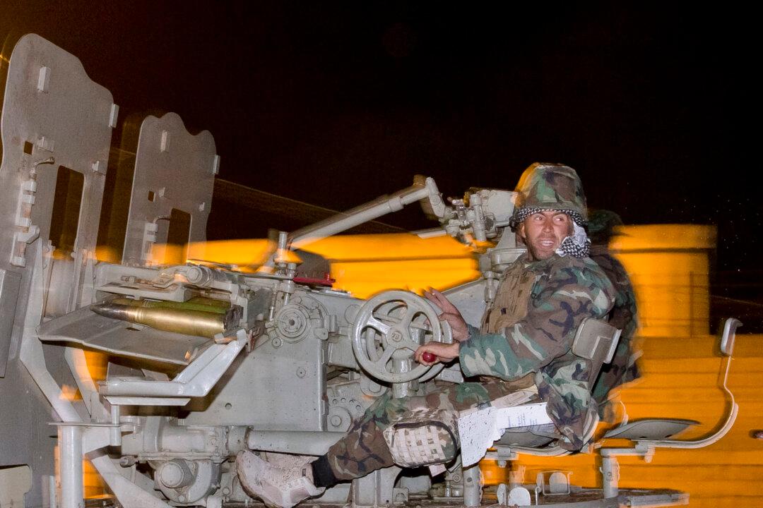 Kobani Front: Iraqi Peshmerga Fighters Prepare to Battle ISIS in Syria