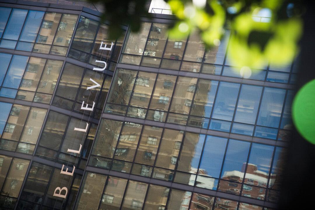 NYC Doctor With Ebola Upgraded to Stable Condition