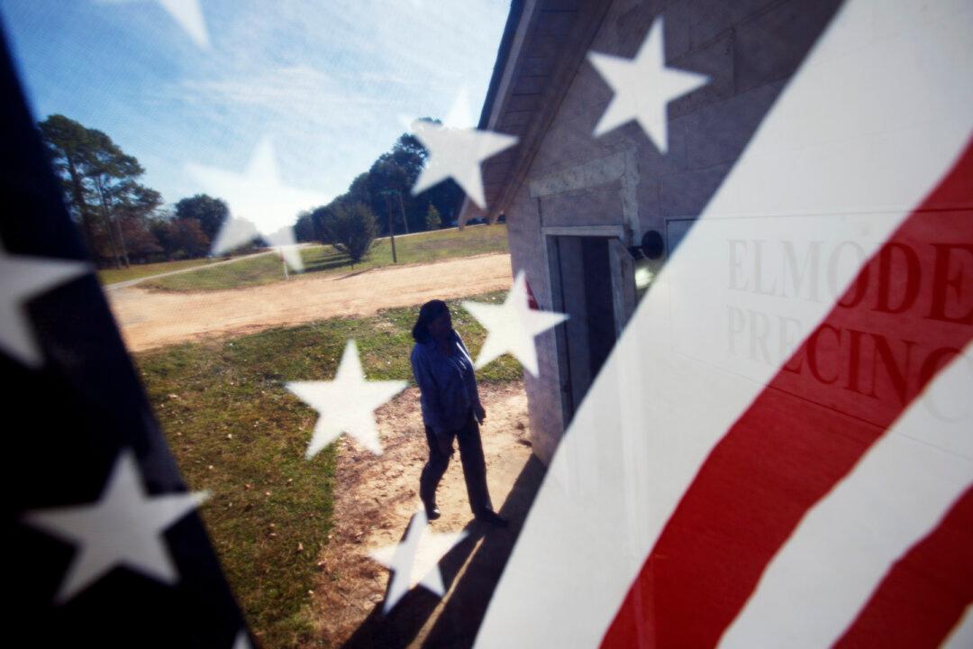 Sour Mood Rippling Across Country on Election Day